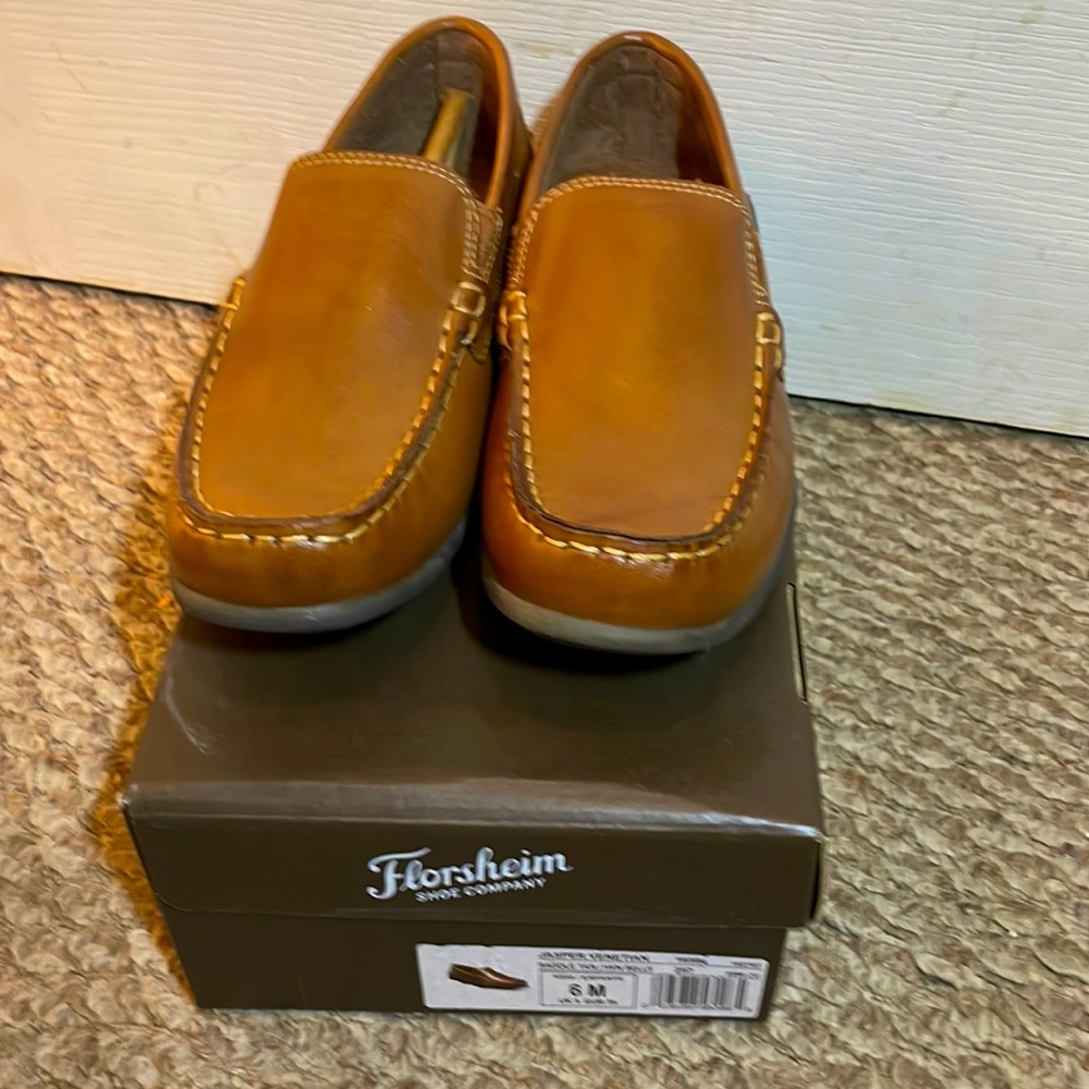 Florsheim Jasper Venetian Saddle Tan- size 6M